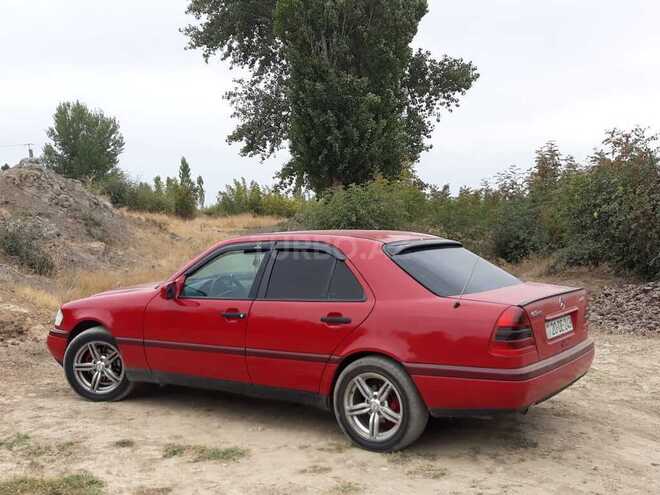 Mercedes C 180 1994, 500,000 km - 1.8 l - Qusar