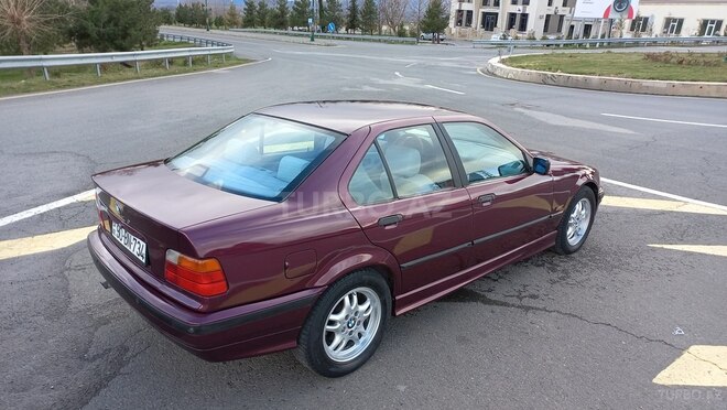 BMW 323 1995, 242,000 km - 2.5 l - Oğuz