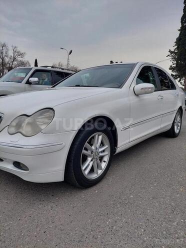 Mercedes C 240 2001, 380,000 km - 2.6 л - Bakı