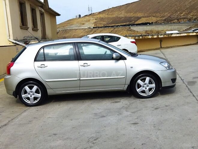 Toyota Corolla 2004, 230,000 km - 1.4 l - Bakı