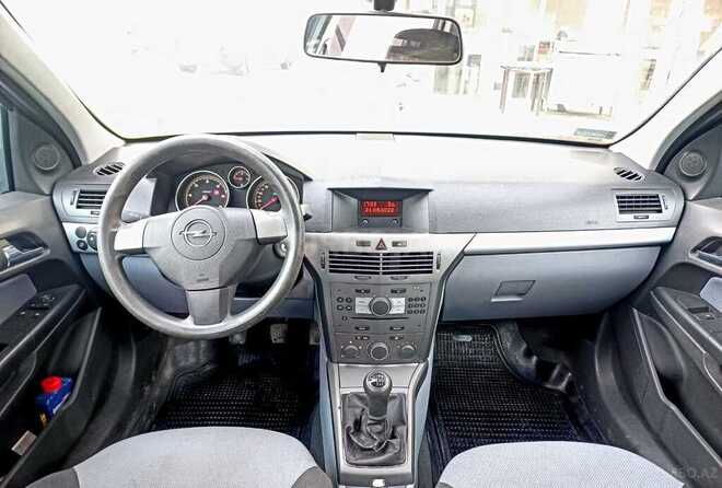 Opel Astra 2006, 274,817 km - 1.3 l - Bakı