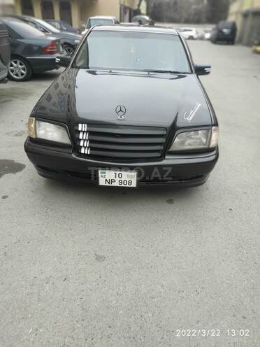Mercedes C 220 1995, 400,000 km - 2.2 l - Bakı