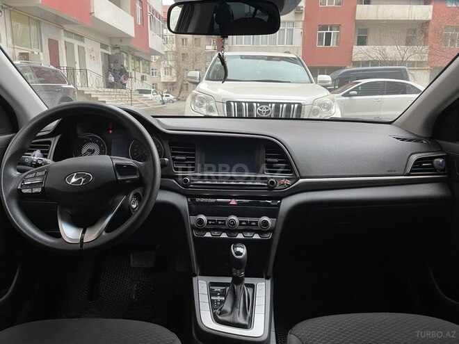 Hyundai Elantra 2019, 70,000 km - 1.6 l - Bakı