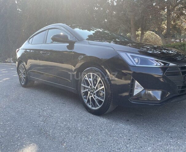 Hyundai Elantra 2019, 70,000 km - 1.6 l - Bakı
