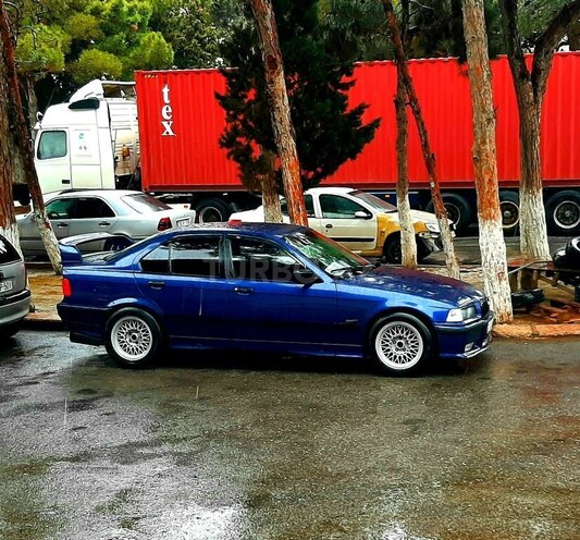 BMW 316 1995, 499,000 km - 1.6 l - Bakı