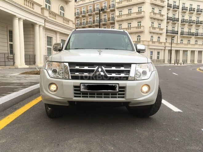 Mitsubishi Pajero 2013, 111,000 km - 3.0 l - Bakı