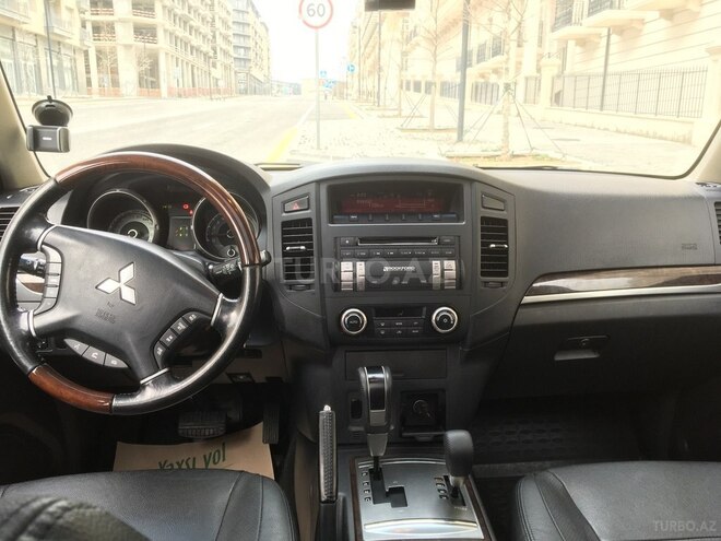 Mitsubishi Pajero 2013, 111,000 km - 3.0 l - Bakı