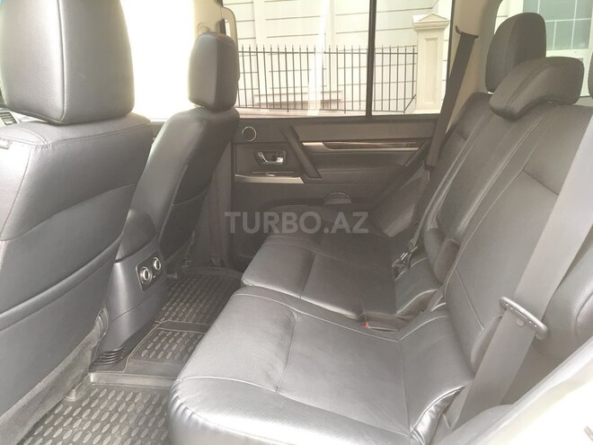 Mitsubishi Pajero 2013, 111,000 km - 3.0 l - Bakı