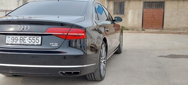 Audi A8 2014, 144,000 km - 4.0 l - Bakı