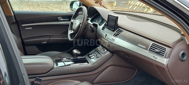 Audi A8 2014, 144,000 km - 4.0 l - Bakı