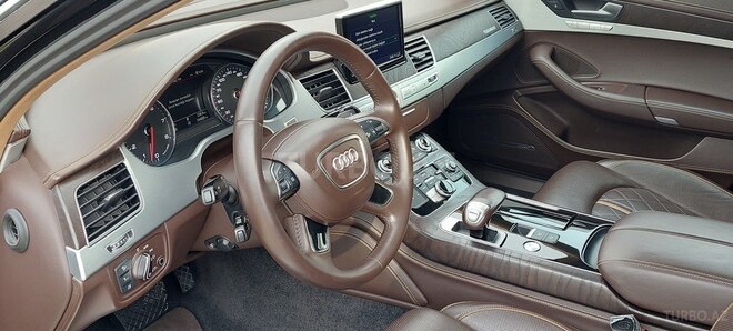 Audi A8 2014, 144,000 km - 4.0 l - Bakı
