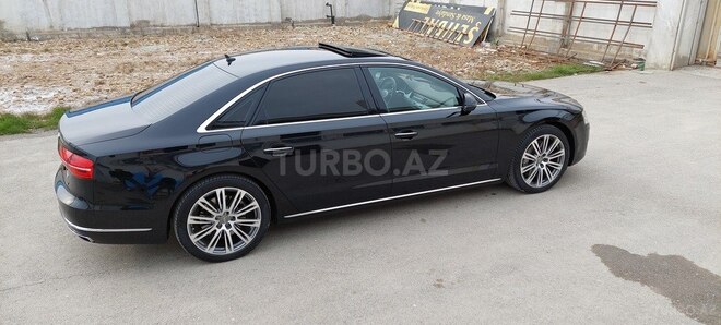Audi A8 2014, 144,000 km - 4.0 l - Bakı
