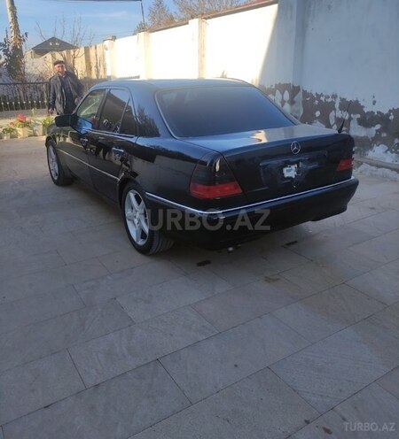 Mercedes C 230 1997, 234,165 km - 2.3 l - Zaqatala