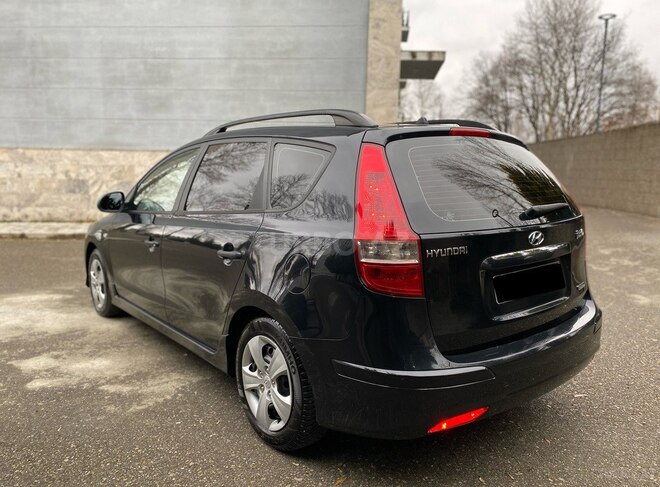 Hyundai i30 2010, 172,000 km - 1.6 l - İsmayıllı