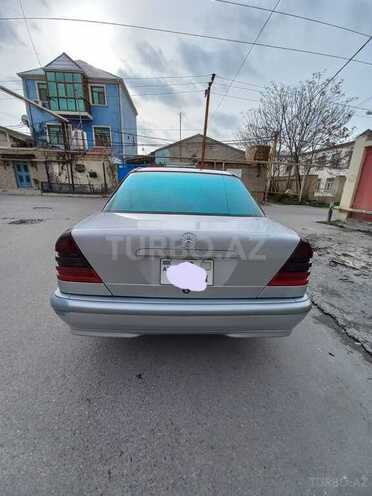 Mercedes C 200 1998, 201,460 km - 2.0 l - Bakı