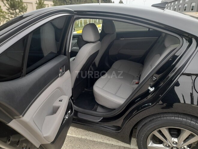 Hyundai Elantra 2016, 39,000 km - 2.0 l - Bakı