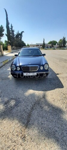 Mercedes E 270 2000, 530,000 km - 2.7 l - Saatlı