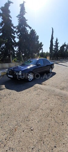 Mercedes E 270 2000, 530,000 km - 2.7 l - Saatlı