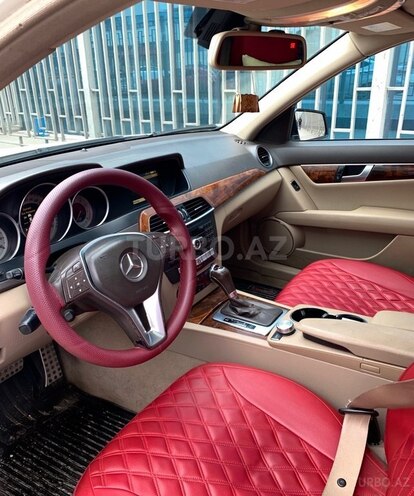 Mercedes C 250 2012, 210,000 km - 1.8 л - Bakı