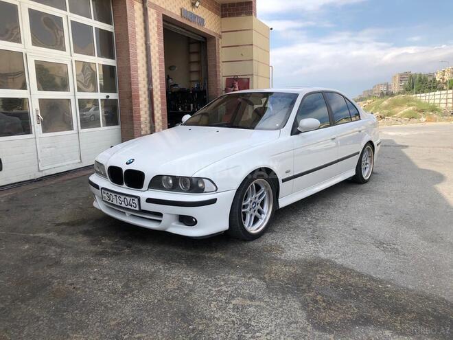BMW 525 2001, 300,000 km - 2.5 l - Bakı