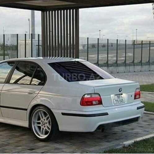 BMW 525 2001, 300,000 km - 2.5 l - Bakı