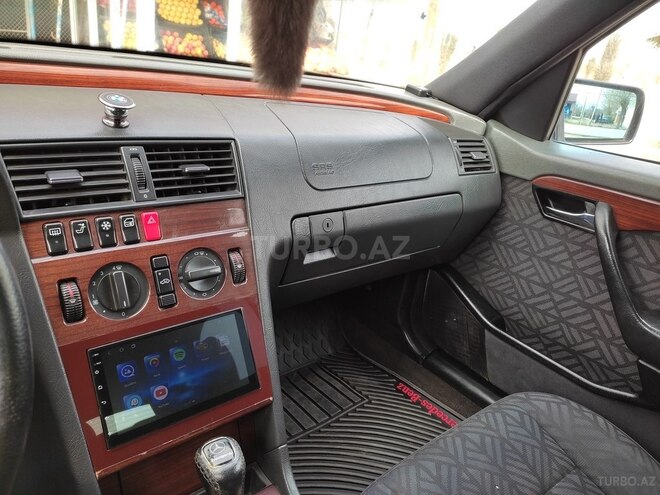 Mercedes C 220 1995, 99,999 km - 2.2 l - Ağcabədi