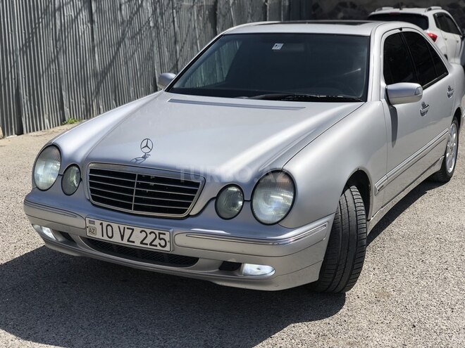 Mercedes E 270 2001, 370,000 km - 2.7 л - Bakı
