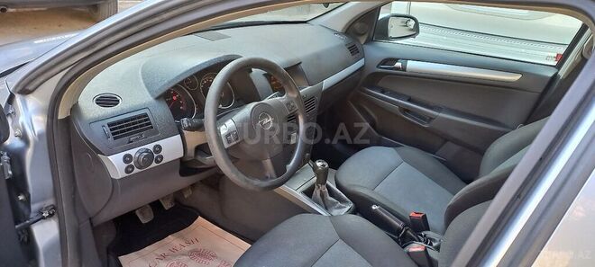 Opel Astra 2004, 193,000 km - 1.4 l - Bakı