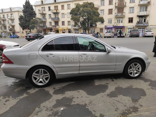 Mercedes C 240 2001, 220,000 km - 2.4 л - Gəncə