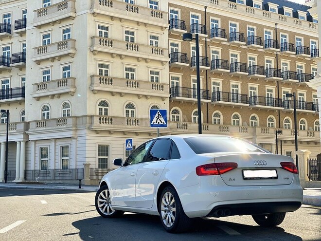 Audi A4 2015, 166,000 km - 1.8 l - Bakı