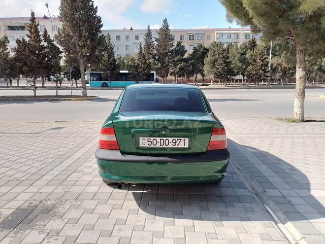 Opel Vectra 1996, 320,000 km - 2.0 l - Sumqayıt