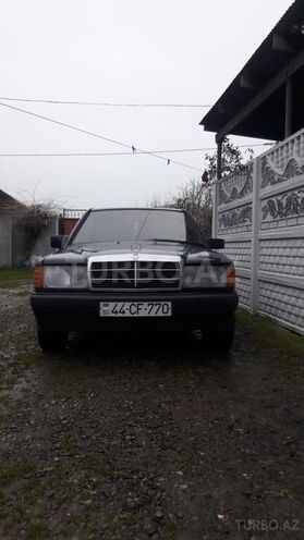 Mercedes 190 1989, 200,000 km - 2.0 l - Masallı