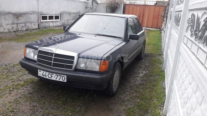 Mercedes 190 1989, 200,000 km - 2.0 l - Masallı