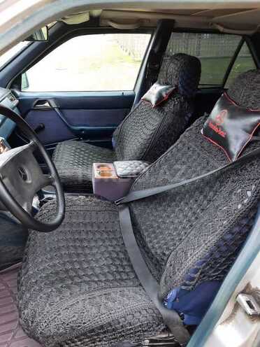 Mercedes E 230 1986, 59,865 km - 2.3 l - Salyan