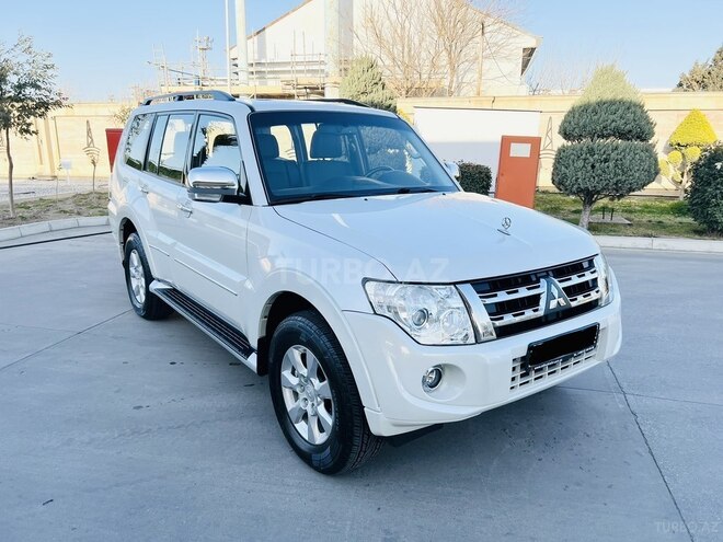 Mitsubishi Pajero 2013, 77,318 km - 3.8 l - Bakı