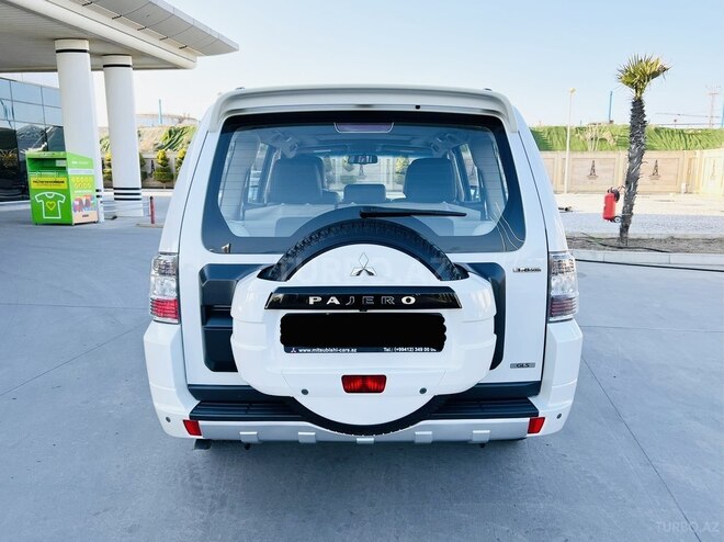 Mitsubishi Pajero 2013, 77,318 km - 3.8 l - Bakı