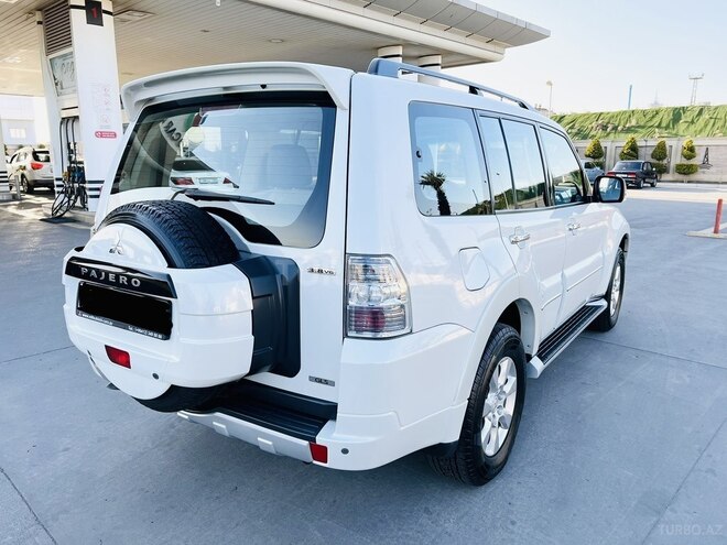 Mitsubishi Pajero 2013, 77,318 km - 3.8 l - Bakı