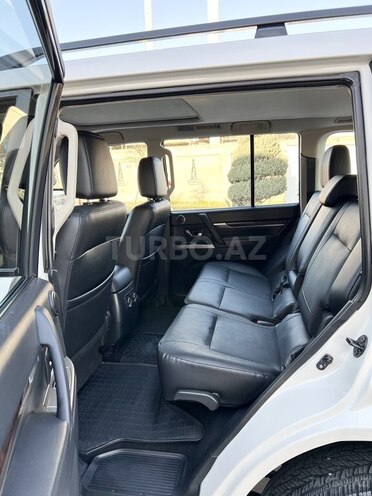 Mitsubishi Pajero 2013, 77,318 km - 3.8 l - Bakı