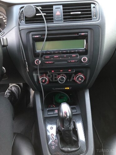 Volkswagen Jetta 2013, 177,000 km - 2.0 l - Bakı