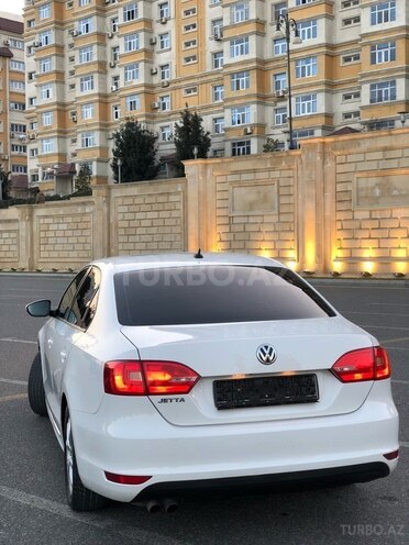 Volkswagen Jetta 2013, 177,000 km - 2.0 l - Bakı