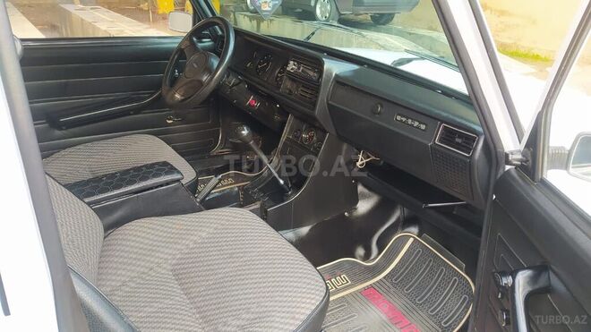 LADA (VAZ) 2107 2009, 87,012 km - 1.6 l - Salyan
