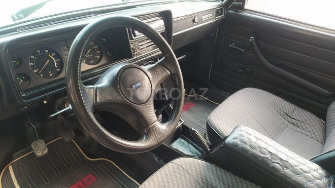 LADA (VAZ) 2107 2009, 87,012 km - 1.6 l - Salyan