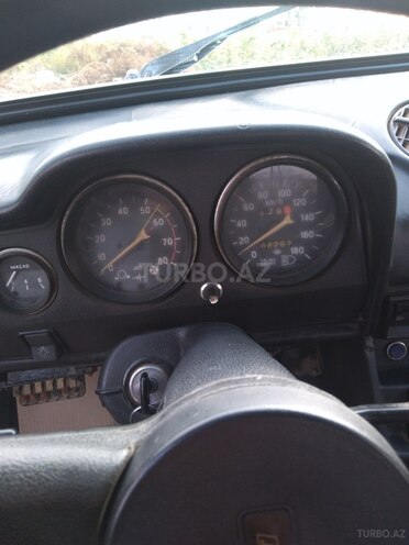 LADA (VAZ) 2106 1980, 96,000 km - 1.6 л - Salyan