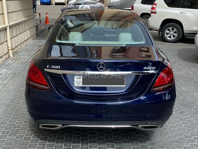 Mercedes C 300 2015, 45,000 km - 2.0 л - Bakı