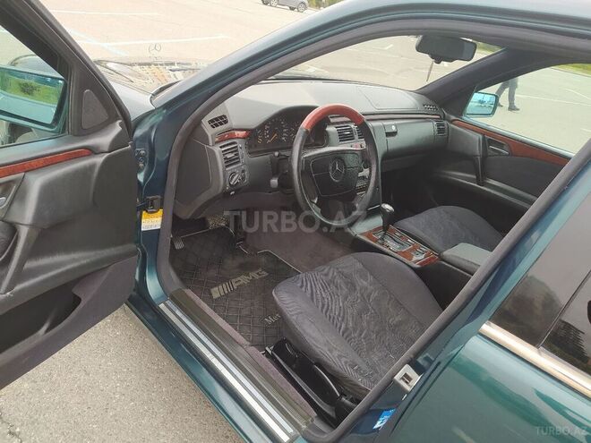 Mercedes E 230 1996, 302,588 km - 2.3 l - Sumqayıt