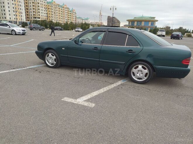 Mercedes E 230 1996, 302,588 km - 2.3 l - Sumqayıt