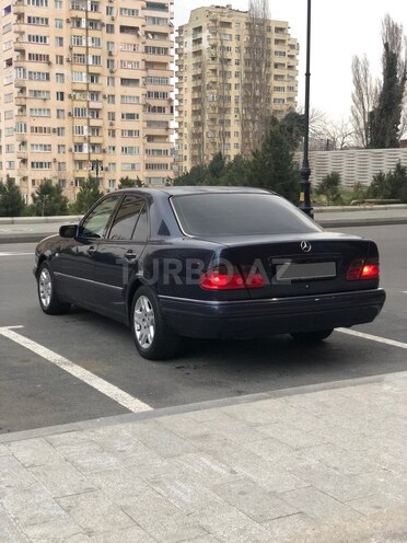 Mercedes E 200 1997, 490,000 km - 2.0 l - Bakı