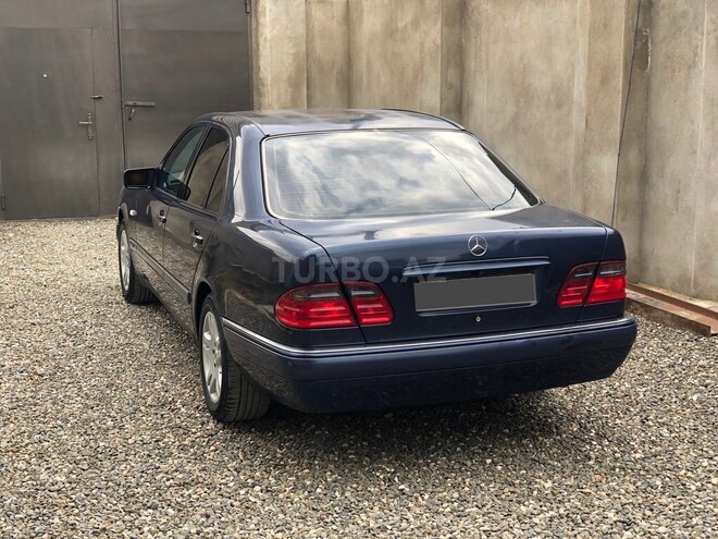 Mercedes E 200 1997, 490,000 km - 2.0 l - Bakı
