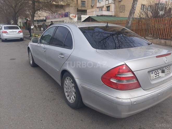 Mercedes E 220 2002, 326,000 km - 2.2 л - Bakı