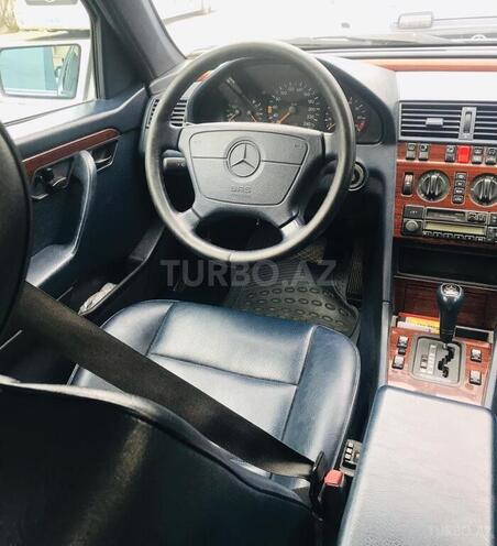 Mercedes C 220 1995, 263,283 km - 2.2 l - Gəncə